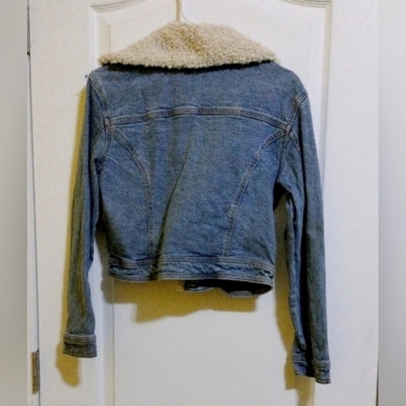 Denim Sherpa-Lined Jacket - Picture 3 of 4